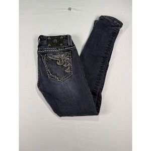 Premium Women's Dark Wash Embroidered Pocket Jeans